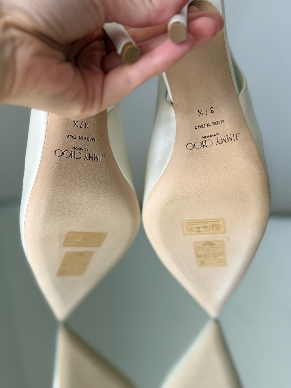 Jimmy Choo Love 85 satin slingback pumps
$850 37.5 - Picture 11 of 13